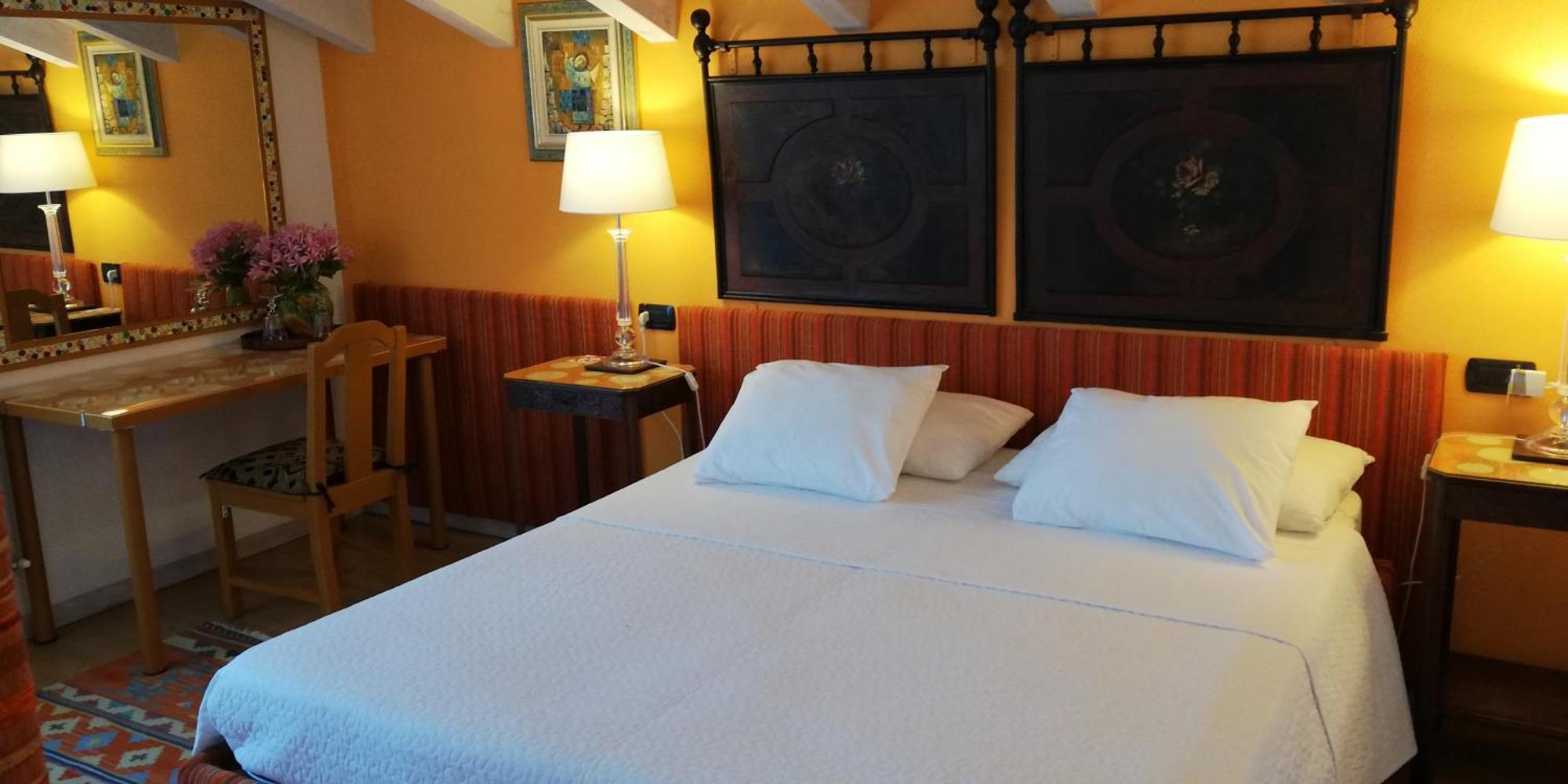 La Collina Since 2008 No Smoking B&B Varese Exterior foto
